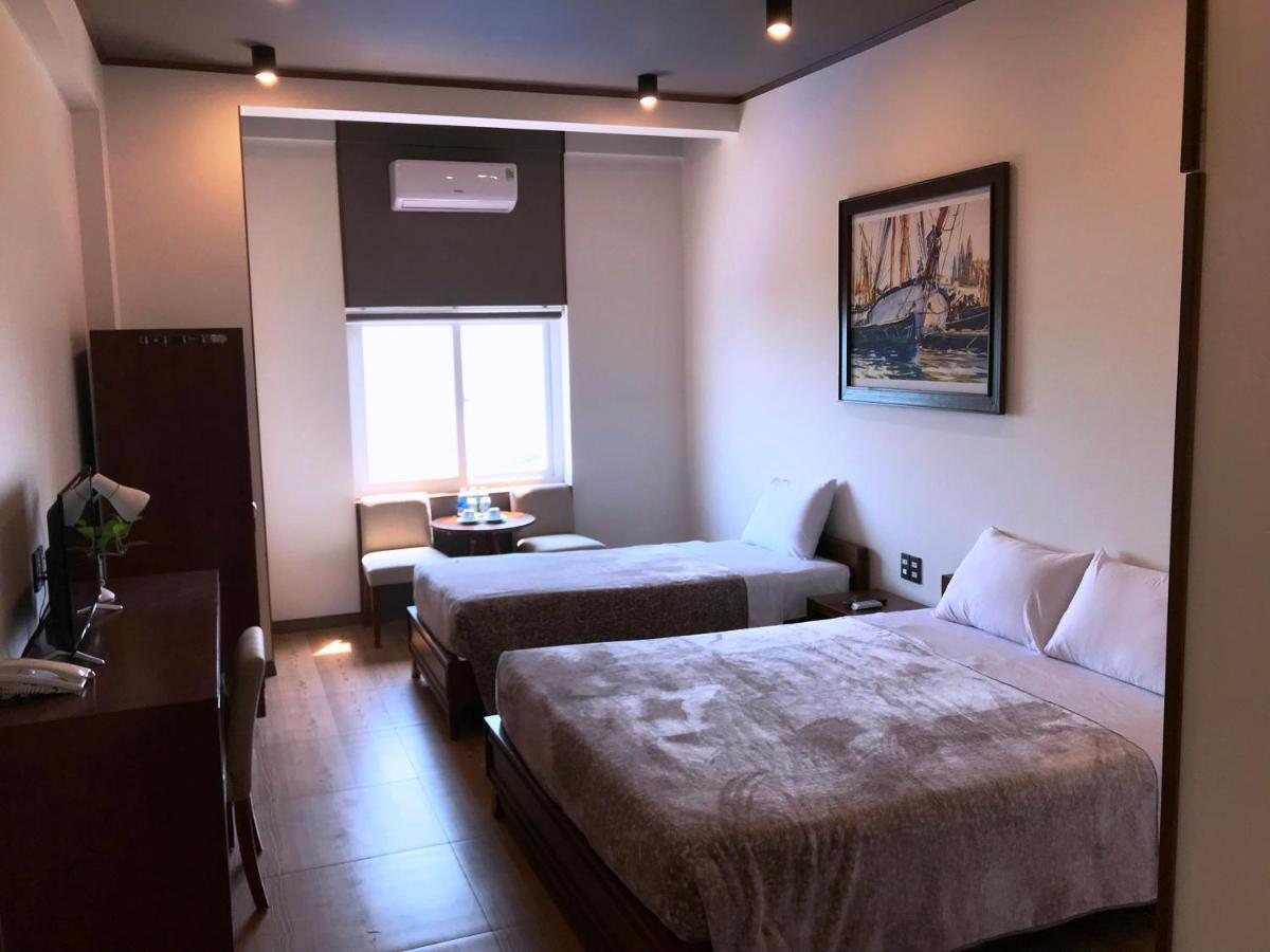 Oceanward Hotel & Resort Long Hải Exterior foto